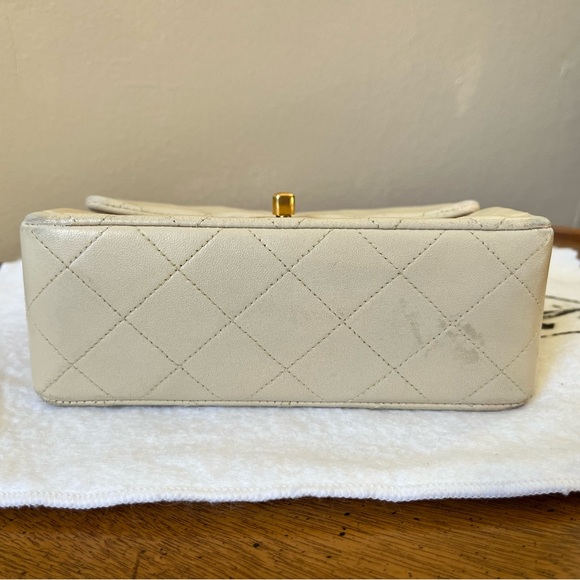 CHANEL Square Mini Lambskin Classic Flap in Beige / Ivory 💕 Authentic - Picture 12 of 16